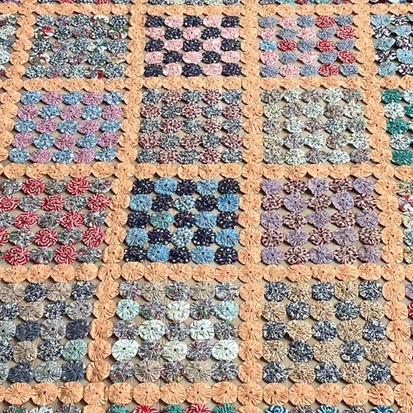 Colorful Patchwork Cotton YO-YO Quilt - Picture 4 of 6